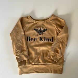 Little & Lively Top like new